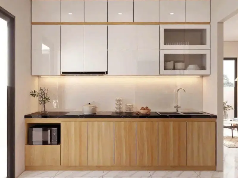 Bếp chữ I vân gỗ và trắng với tủ trên kính