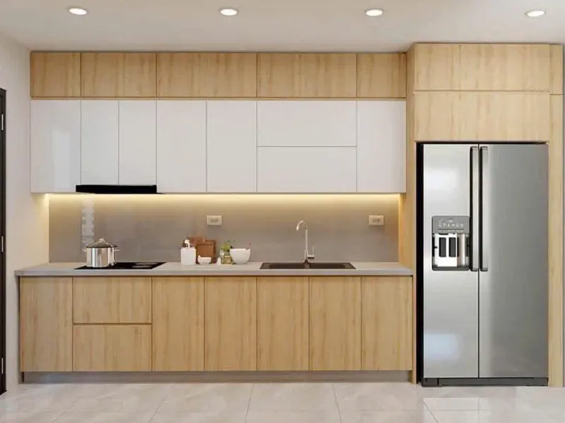 Tủ bếp chữ I vân gỗ sáng, tủ cao ôm tủ lạnh